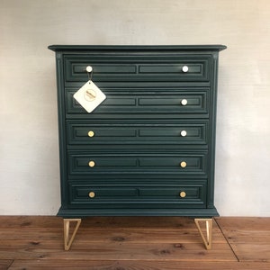 Green dresser with gold accents | Chest of drawers with drawers | Chest of drawers deer green | Unique | Unique piece