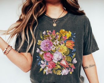 Comfort Colors® Pressed Flowers Tshirt,Boho Wildflowers Cottagecore Shirt,Oversized Vintage Botanical Tee,Pastel Floral Nature Shirt,Garden