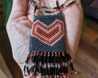 Hand Beaded Amulet Bag w/Metallic Gray, Red and Pink Beads in Heart Shape. Beautiful for everyday, a music festival or special night out!