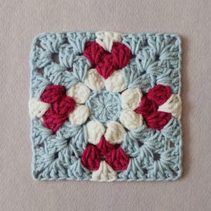 Patrón de ganchillo en PDF para cuadrado de abuela con forma de corazón, motivo floral para cuadrado de abuela, cuadrado de ganchillo texturizado, patrón de nivel intermedio, descarga instantánea.