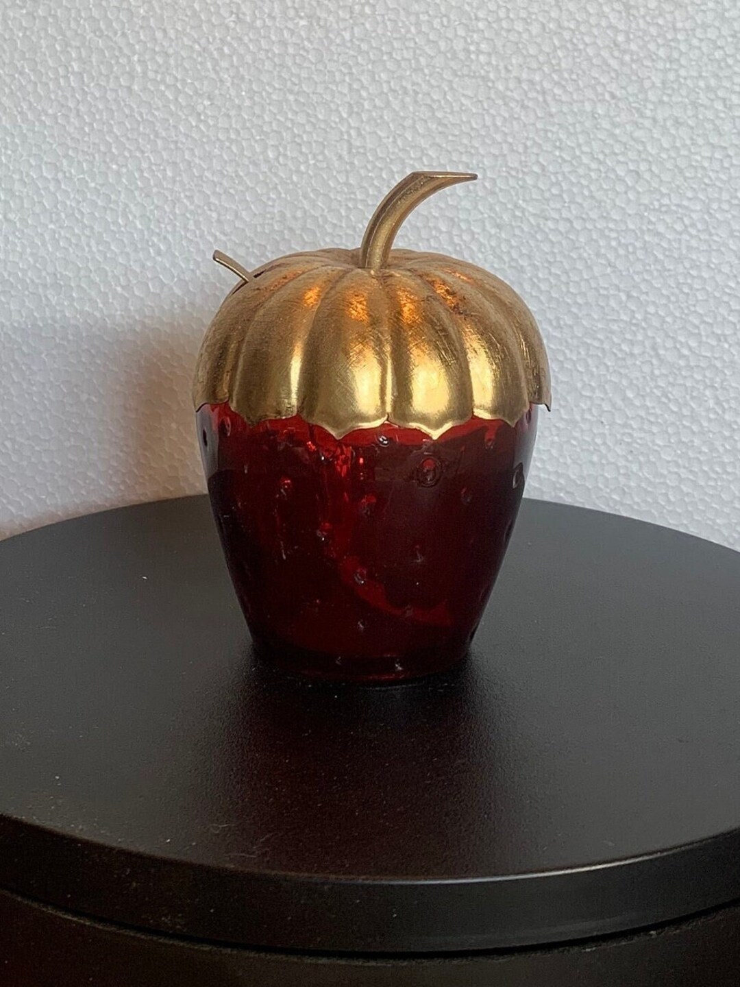 Avon Strawberry Gelee Bubble Bath Jar Pair 2 Strawberry Shaped Sugar Bowls 1 Spoon 2 Red Glass