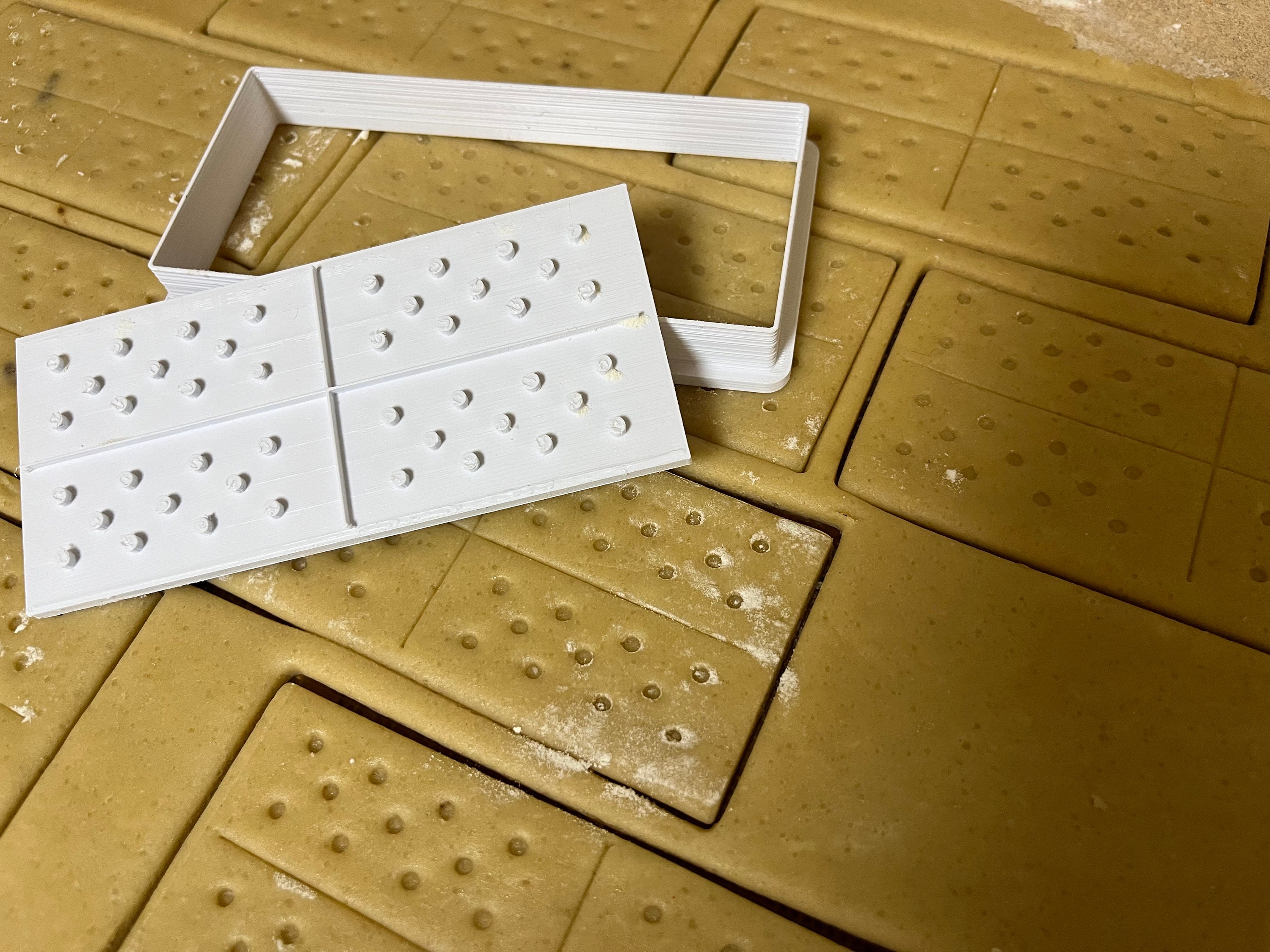 Cracker Cutter Variety Set - Square - Goldfish - Snack Crackers ...