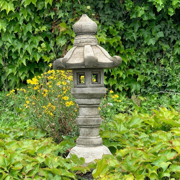 Moon pagoda statue Japanese pagoda sculpture Stone garden pagoda Outdoor pagoda decor Chinese lantern figure Concrete lantern statue