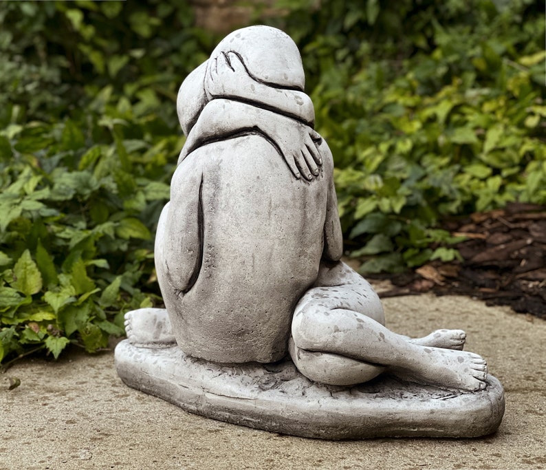 Statue of Couple Kissing Nude Couple Sculpture Embracing - Etsy