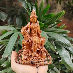 Handgefertigte Guanyin Buddha, Holzstatue von Guan Yin, Skulptur von Guan Yin Statue, Buddha Statue Altar, Auto Dekor, Wohnkultur, Geschenk