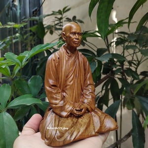 Statue artisanale de moine bouddhiste Thich Nhat Hanh en 5,9 pouces, sculpture du célèbre maître zen