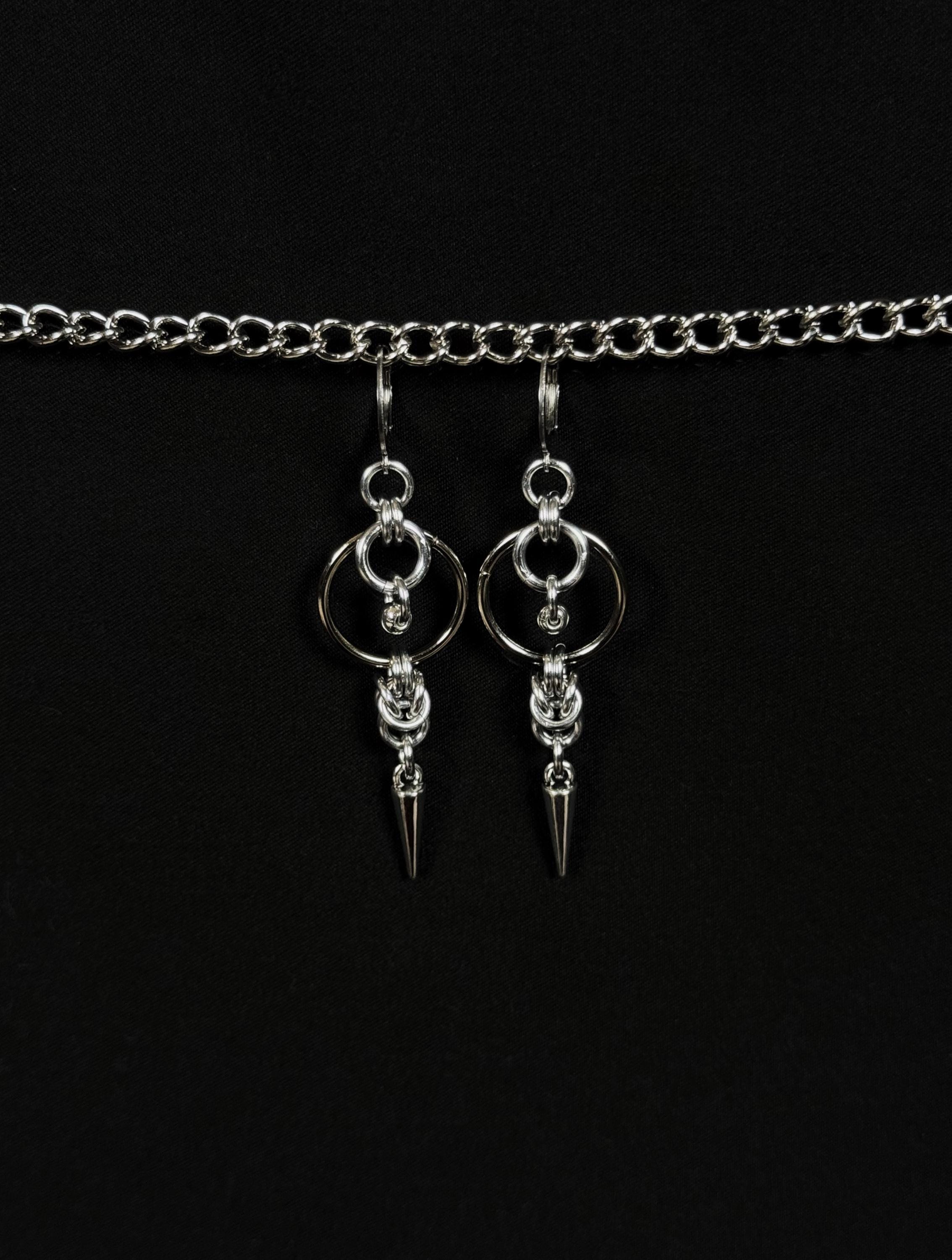 Spiked Byzantine Chainmail Earrings: Gothic Double O Design for Edgy Fashion Enthusiasts