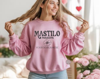 Valentijnsdag Gildan-model, lichtroze Gildan 18000-model Valentines, Gildan 18000 roze-model, Valentijnsdagmodel, mockup-sweatshirt