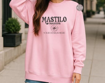 Maqueta de sudadera rosa claro Gildan, maqueta de Gildan 18000, maqueta de sudadera, maqueta de Gildan rosa claro 18000 estilo bohemio urbano rosa claro