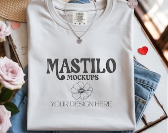 Valentijnsdag Comfort Kleuren 1717 Wit Mockup, Wit cc1717 Mockup Valentijnsdag, Valentijnsdag Mockup Wit T-shirt Mockup Platliggend Mockup