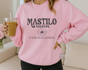 Maqueta de Gildan 18000, maqueta de sudadera rosa claro de Gildan, maqueta de modelo de sudadera, Gildan rosa claro, maqueta de 18000 rosa claro bohemio de moda