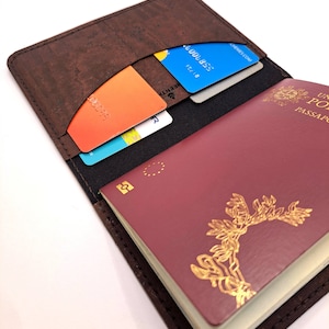 Porta-passaporte duplo, capa para passaporte em cortiça com gravação personalizada, capa para passaporte ecológica e vegana