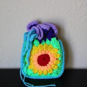 Sac à dés D&D carré grand-mère au crochet fait main Sac pour cartes de tarot Pochette à cordon