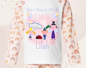 Pijama de cumpleaños personalizada "Cuando despierte seré Little Kingdom" / Pijama infantil personalizada / Regalo para la víspera del cumpleaños de un niño.
