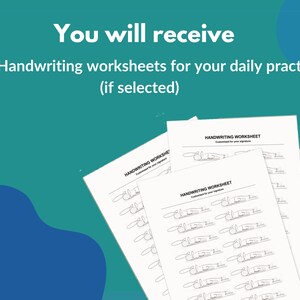 Może przedstawiać: Stos białych arkuszy do pisania ręcznego z powtarzającym się podpisem. Tekst "Handwriting Worksheet" jest widoczny na g&oacute;rze każdego arkusza. Tło jest turkusowe i niebieskie, z tekstem "You will receive" i "Handwriting worksheets for your daily practice".
