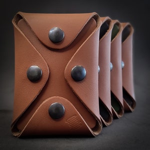 Minimalist leather Wallet, For Man and Women, Made by Hand with Portuguese Genuine Leather, Slim Wallet, Card Holder, Coins, Bills