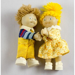 Vintage Cabbage Patch Kids Pencil Hugger Clip On Dolls 3.5