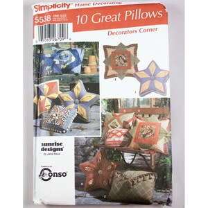 Simplicity Pillows Sewing Pattern 5538 Country Patchwork 10 Designs Uncut
