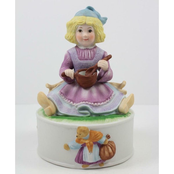 Little Miss Muffet 1982 Milano Porcelain Sculpture Music Box by Eda Mann