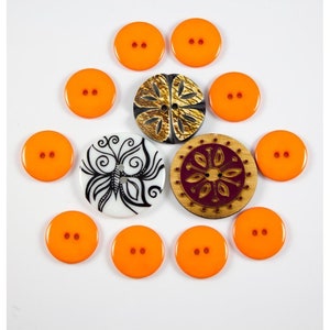 Mixed Lot of 13 New/Unused Buttons Wood Plastic Horn Fancy & Solid Color