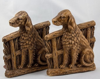 Sujetalibros vintage de madera moldeada Syroco con forma de perro setter retriever, estilo mediados de siglo.