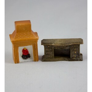 Lot of 2 Plastic Doll House Miniatures Fireplace and Desk 1:48 Scale