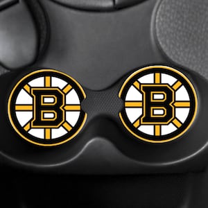 Zestaw 2 podstawek samochodowych Boston Bruins! Możliwość personalizacji DARMOWA WYSYŁKA W USA Prezent urodzinowy dla fana hokeja, nastolatka, nhl, nba, mlb, mąż, syn, patrioci