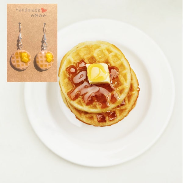 Gaufre avec boucles d’oreilles pendantes au beurre et au sirop (argile polymère) | Boucles d’oreilles gaufres | Boucles d’oreilles alimentaires | Boucles d'oreilles petit déjeuner