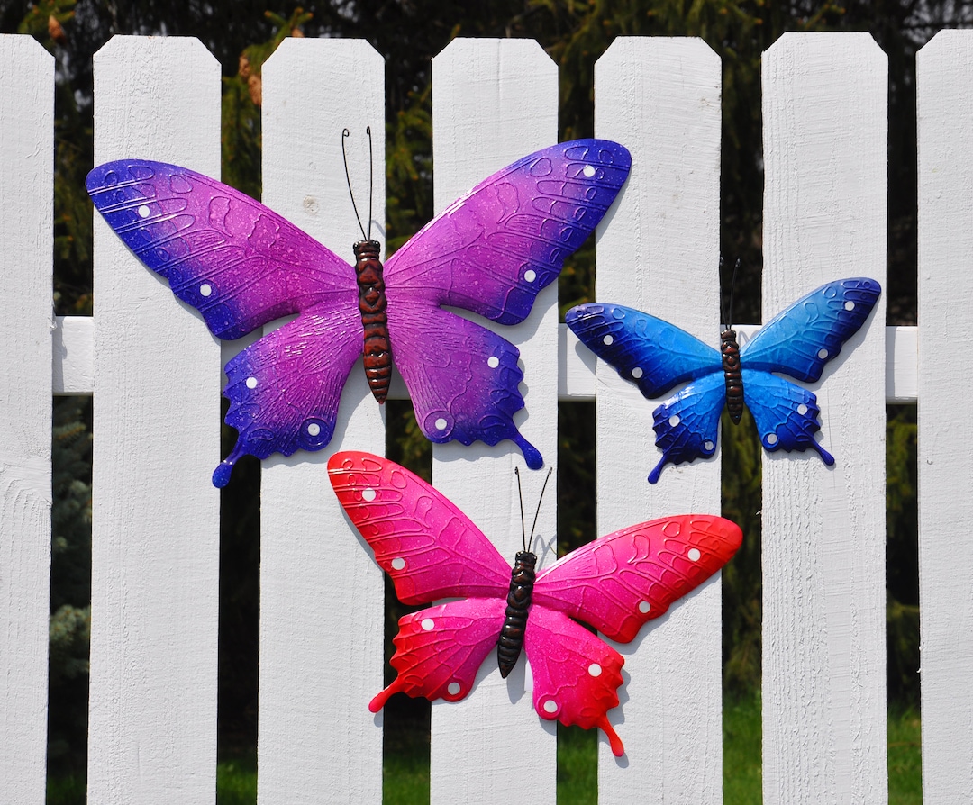 LARGE METAL COLOURFUL BUTTERFLY GARDEN DECORATION WALL ART 31cm X 35cm