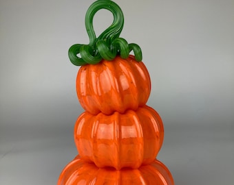 Small Orange Pumpkin Stack