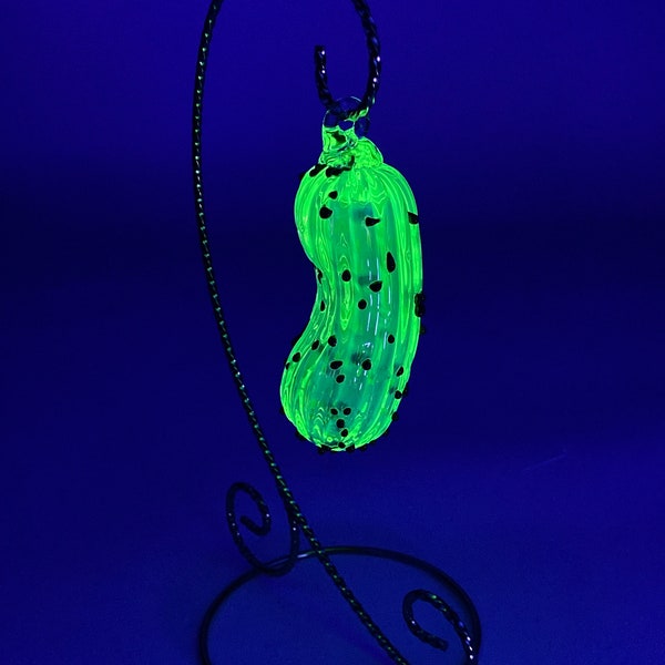 Uranium Glass Pickle ornament