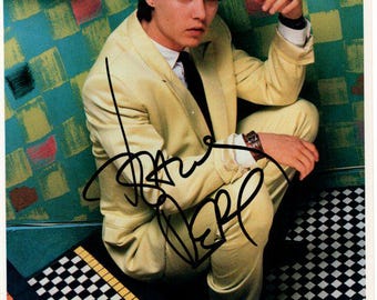 ジョニー・デップのサイン入り8x10ショコラ・ルー写真 - Etsy 日本