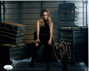 Caity Lotz signed 8x10 Legends of Tomorrow Sara Lance The Canary photograph JSA