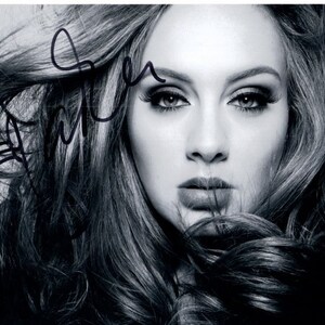 Adele firmó fotografía autografiada de 8x10 COA