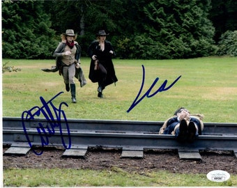 Jes Macallan and Caity Lotz signed 8x10 DC The Bullet Blondes photograph JSA
