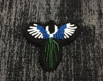 Bead Magpie Pin