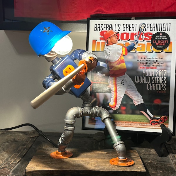 Steampunk Pipe Lamp Baseball Player - Christmas Gift - Sports - Charging Station