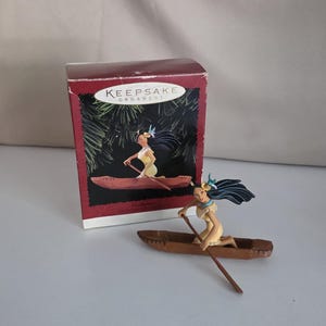 ウォルト・ディズニーのポカホンタス ホールマーク キープセイク 