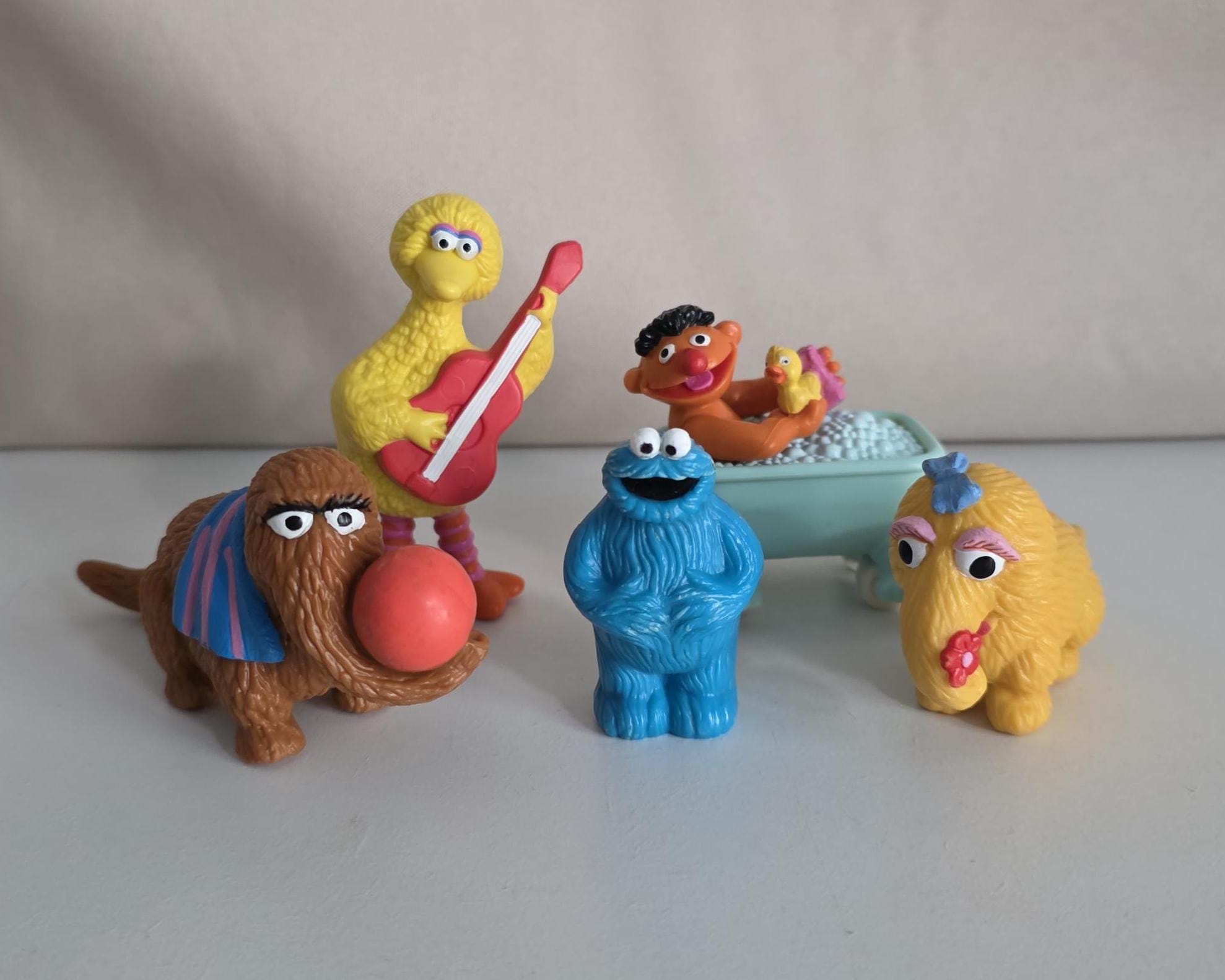 セサミストリート ベンダブルフィギュア　ビンテージ ヴィンテージのセサミストリート／マペットのフィギュア - Etsy 日本