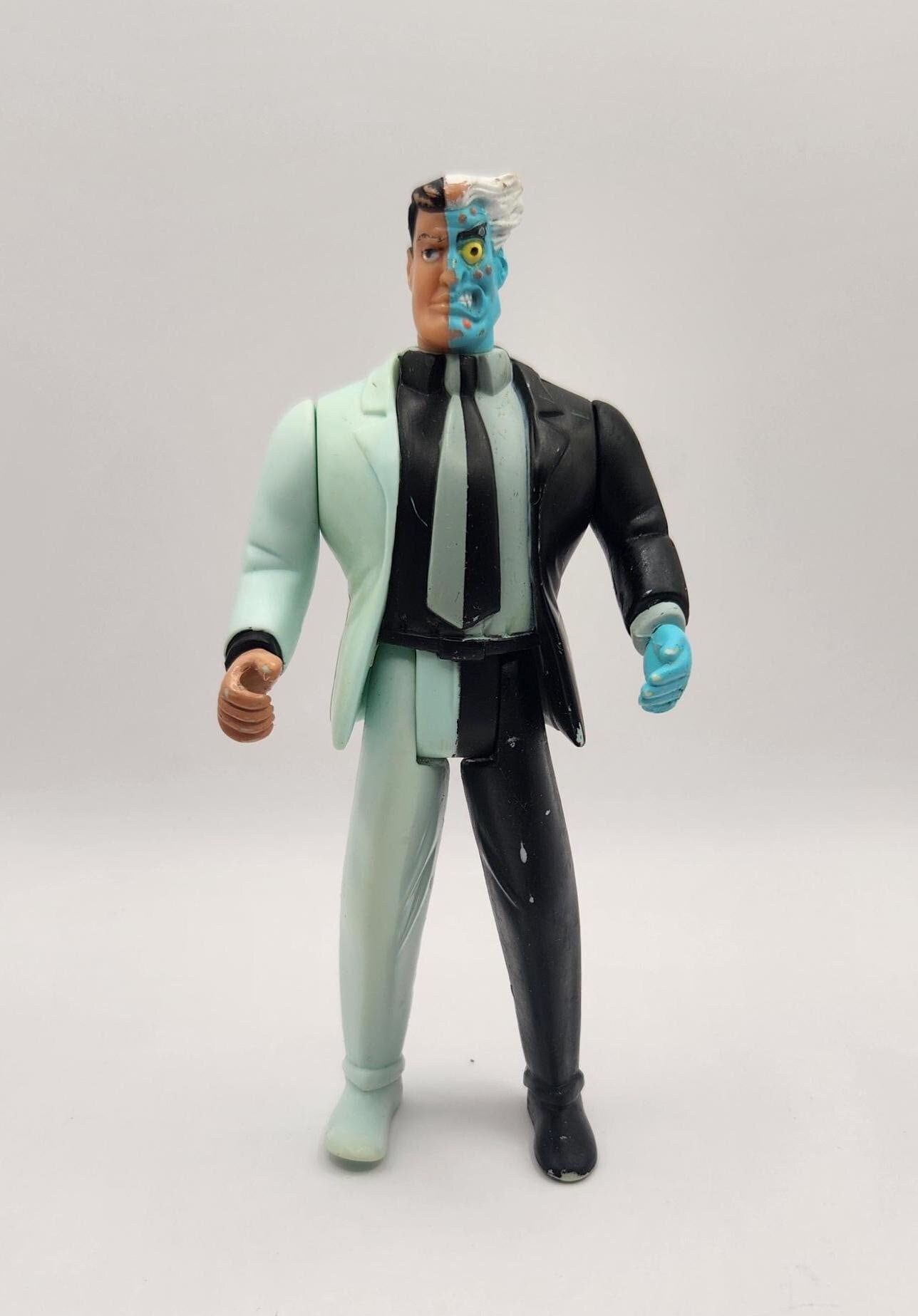 バットマン アニメイテッドシリーズ トゥーフェイス ケナー アクション