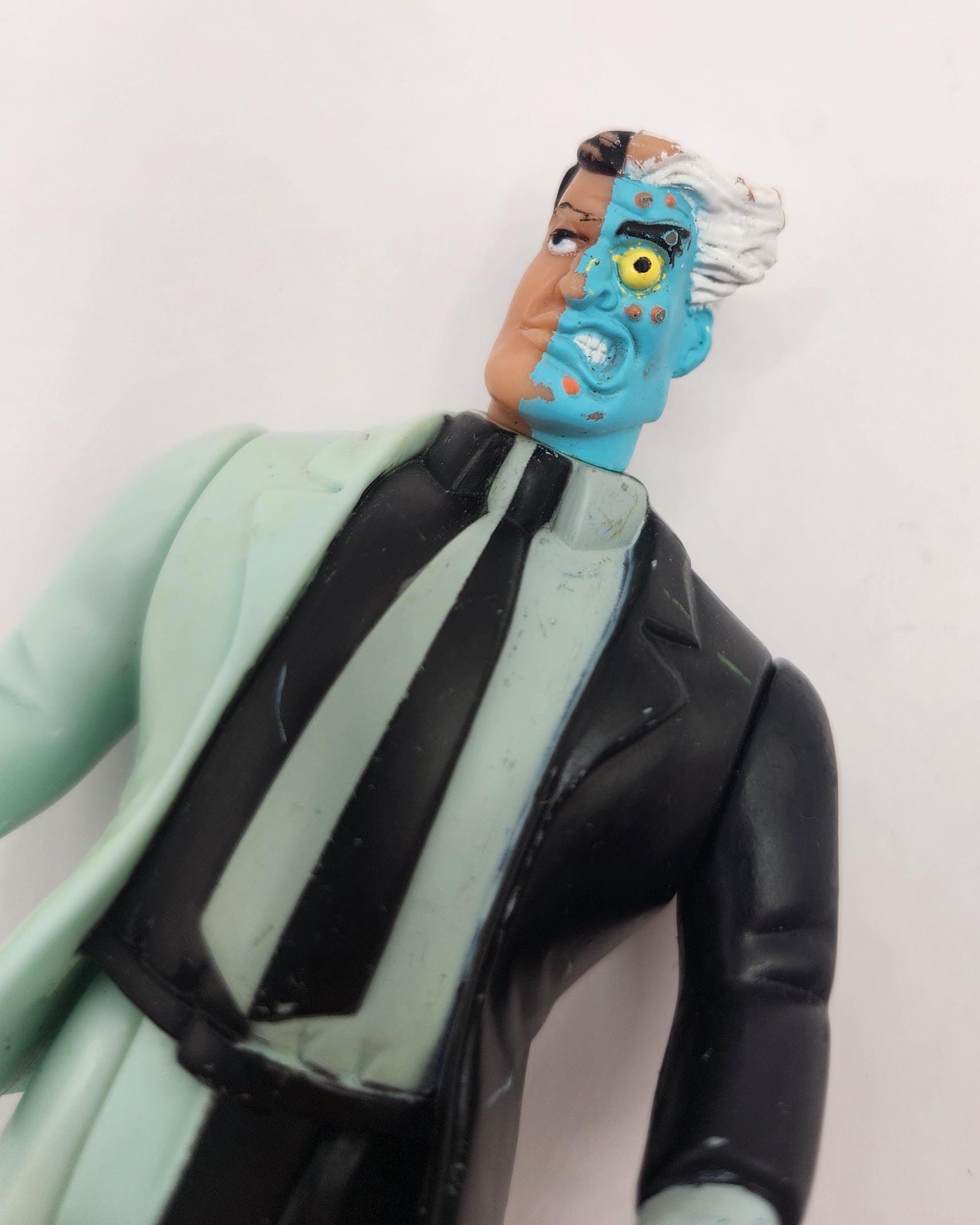 バットマン アニメイテッドシリーズ トゥーフェイス ケナー アクション 