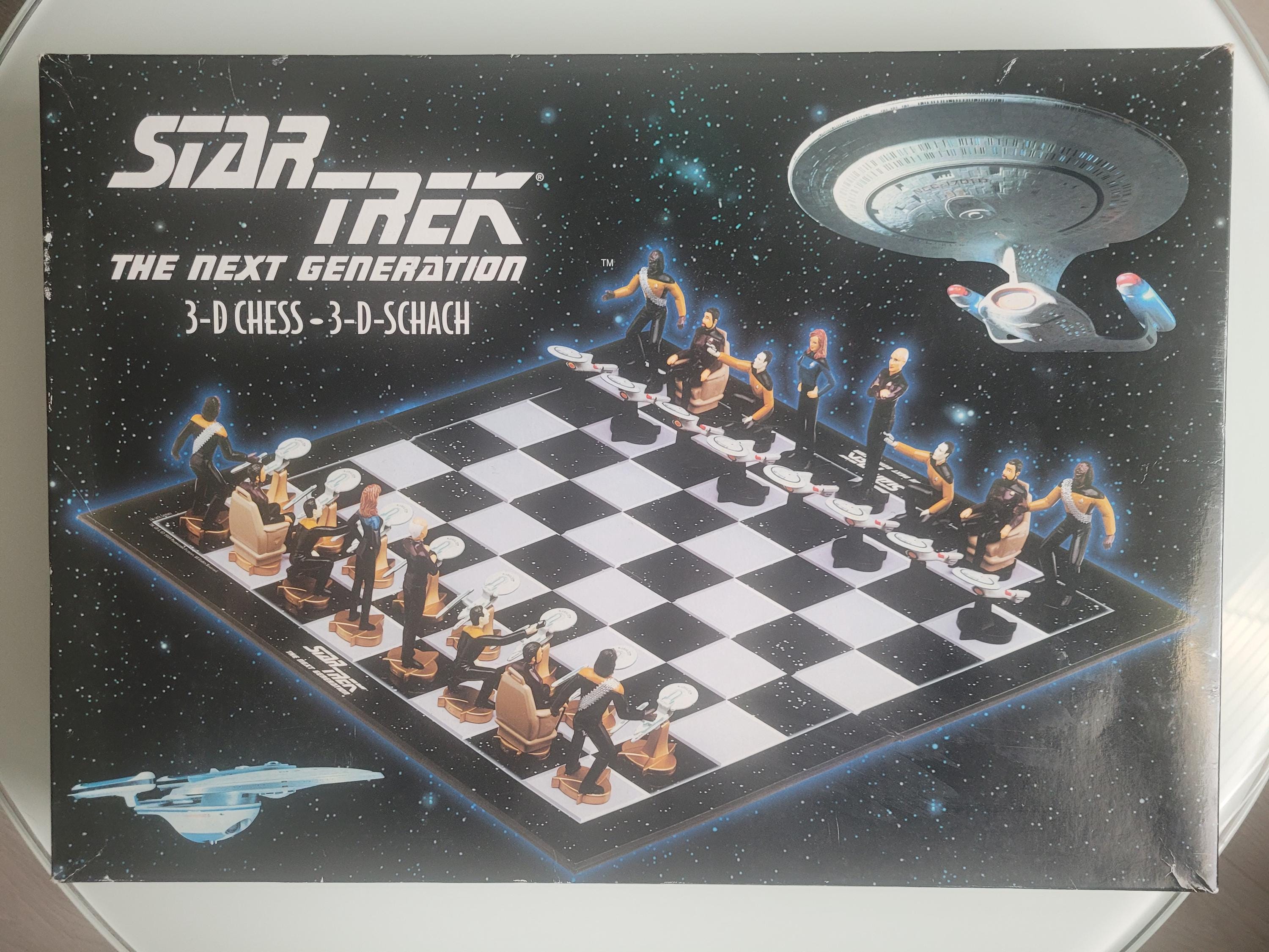 Rare Vintage Star Trek 3-D Chess Game the Next Generation Schach