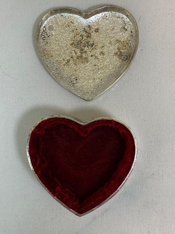 Vintage Silver plated Heart shaped Jewelry Box by Classic Treasures Etsy
