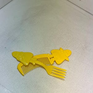 Vintage 1980s McDonald’s Grimace Comb & Fork Set – Yellow Plastic – 6&quot; – Fast Food Toy Collectible