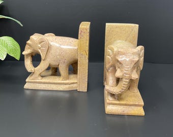 Pair of vintage marble elephants bookends. Beige heavy small. Made in India