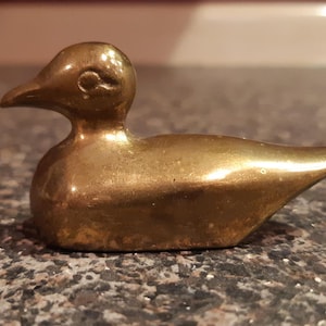 Vintage Brass Miniature Duck Figurine: Rustic Decor