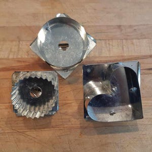 Vintage Cookie Cutter, Biscuit Cookie Cutter, Baking Utensils, Tin Biscuit Cutter, Retro Kitchen Décor.