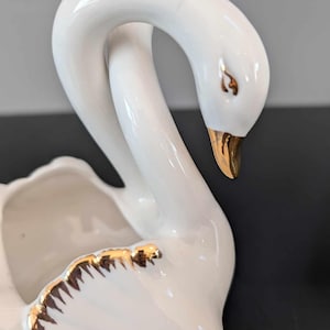 Elegant Swan Trinket Holder – Intertwined White Swans - Gold Embellishments - 1960s Italian Decor - White China Swans