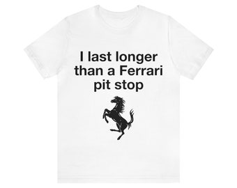 Duro más que una camiseta Ferrari Pitstop / Charles Leclerc Funny F1 / Camiseta meme de Fórmula 1