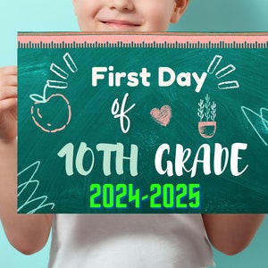 Back to School Chalkboard Sign, First Day of School Poster Personalized School Chalkboard Sign, Any Grade Sign, 1st Day of School, Editable